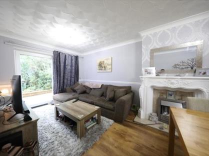 3 Bed Terraced House, Kerdane, HU6