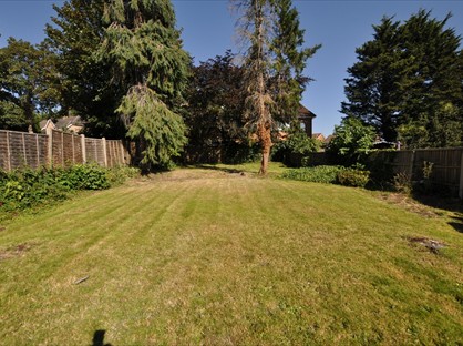 6 Bed Detached House, Finchley Lane, NW4