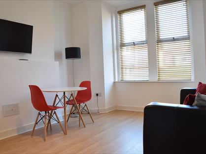 1 Bed Flat, Heathfield Avenue, CW1