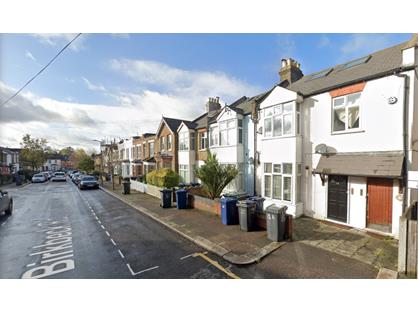 2 Bed Flat, Birkbeck Road, N12