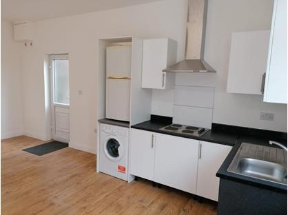Studio Flat, Middleton Road, SM5
