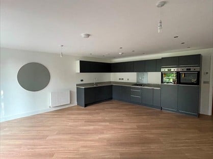 2 Bed Flat, De Normanville Avenue, CV31
