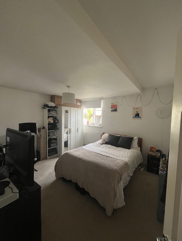 London 3 Bed Flat, Glenburnie Road, SW17 To Rent Now for £2,500.00 p/m