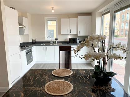 1 Bed Flat, Lawrence Weaver Road, CB3