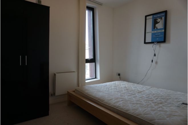 2 Bed Flat, Islington Wharf, M4 photo 5