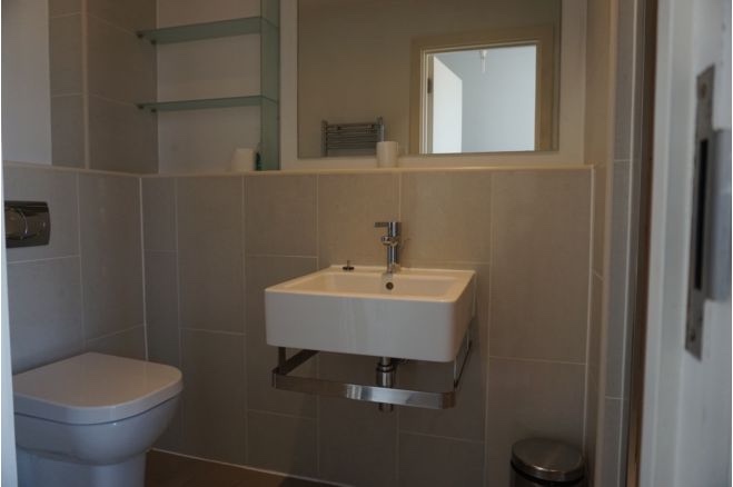 2 Bed Flat, Islington Wharf, M4 photo 4