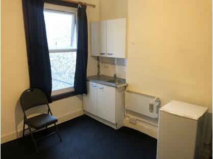 Room in a Shared House, Waller Road, SE14
