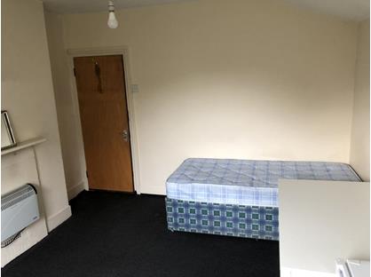 Room in a Shared House, Jerningham Road, SE14