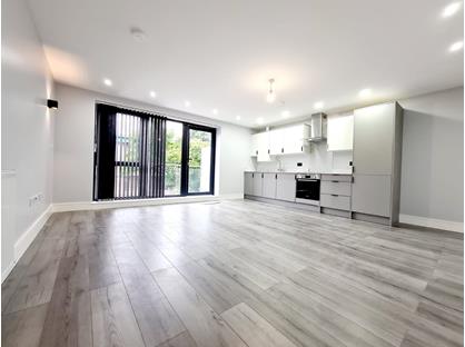 2 Bed Flat, Henry Road, EN4