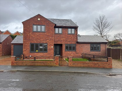 4 Bed Terraced House, Westerton Road, WF3