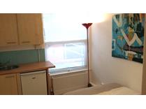 Studio Flat, Cross Green, LS9