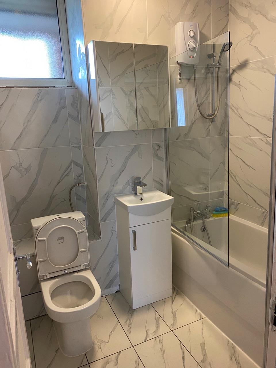 Additional image 4 of Room in a Shared Flat, Collier Street, N1, N1 7GU