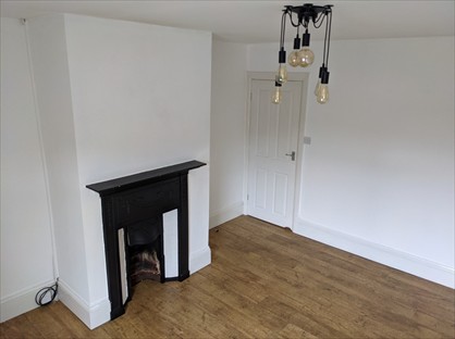 1 Bed Flat, New Hey Road, HD3