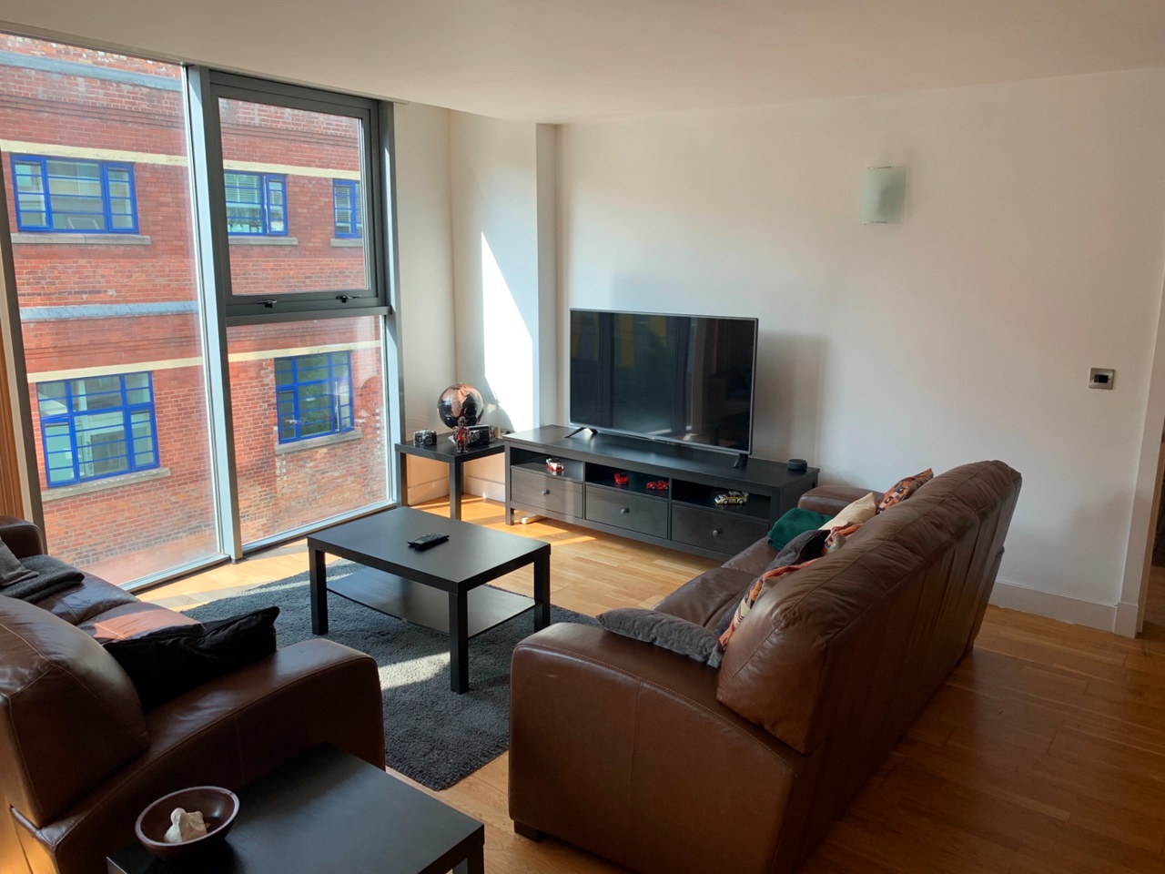 2 Bed Flat, Block C, M4 photo 3