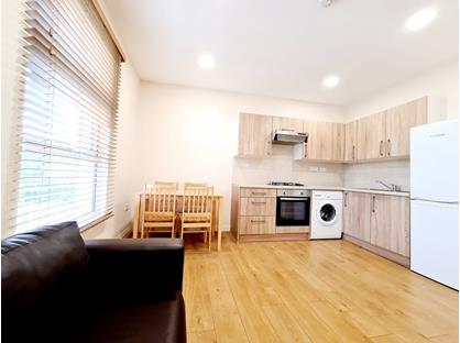 3 Bed Flat, Rectory Road, N16