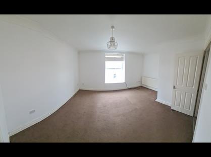 2 Bed Flat, Lamb Lane, GL14