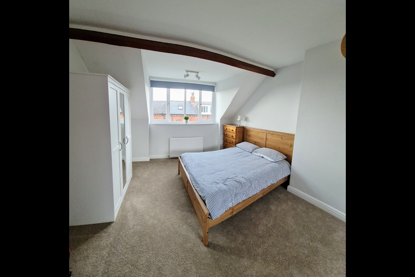 2 Bed Terraced House, Granby View, LS6 photo 3