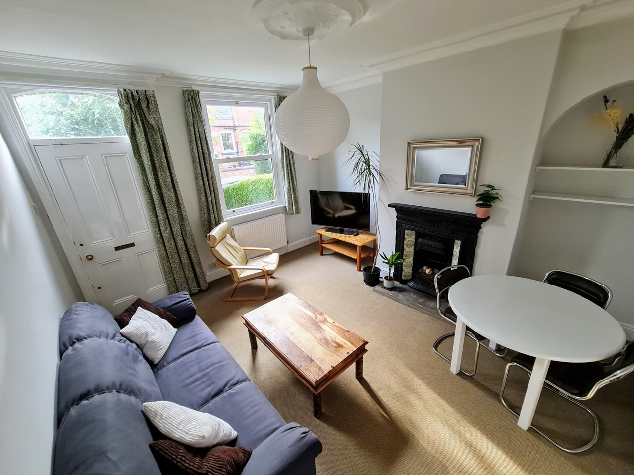 2 Bed Terraced House, Granby View, LS6 photo 2