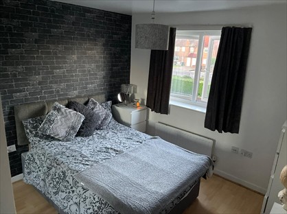 Studio Flat, Medici Close, IG3