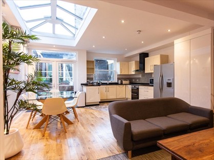 5 Bed Terraced House, St Dunstans Road, SE25