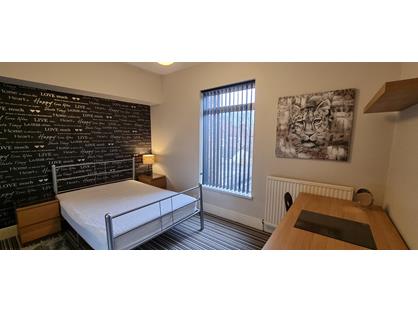 Room in a Shared House, Ella Street, HU5