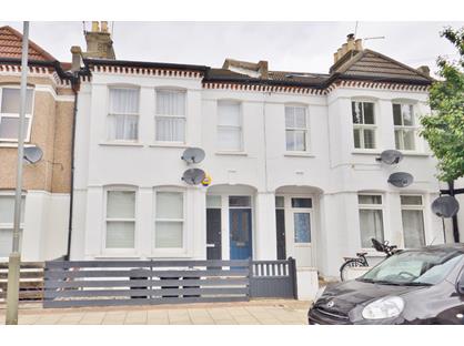 2 Bed Flat, Leverson Street, SW16