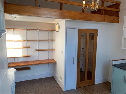 Studio Flat, Selborne Road, WR1