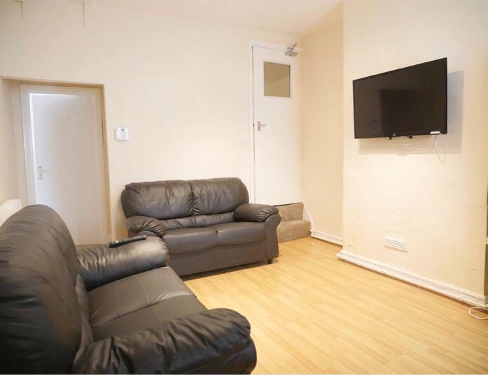 Additional image 3 of 4 Bed Terraced House, Gregory Boulevard, NG7, N1 7GU