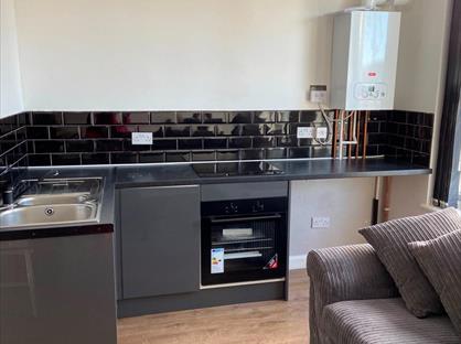 1 Bed Flat, Breckfield Road North, L5