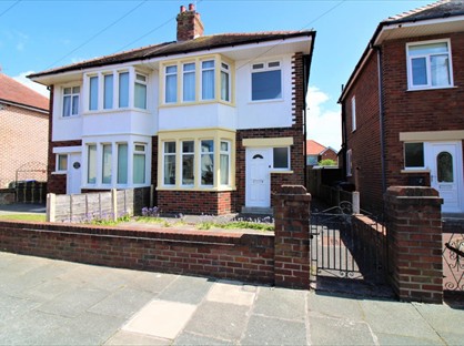 3 Bed Semi-Detached House, Rockingham Road, FY2