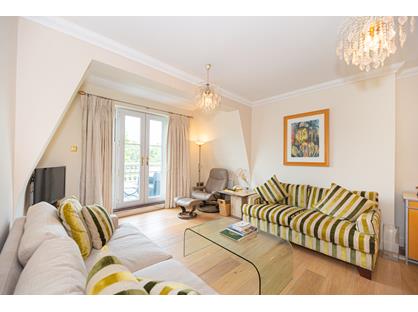 3 Bed Flat, Chapman Square, SW19
