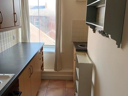 1 Bed Flat, North Parade, SY23