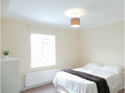 2 Bed Flat, Alpine Street, RG1