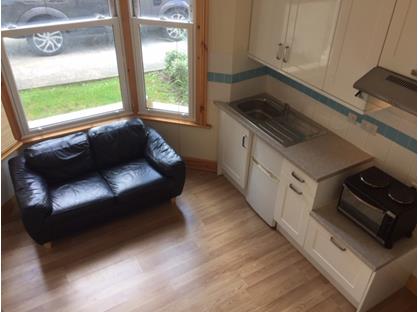 Studio Flat, Sunninghill Rd, SE13