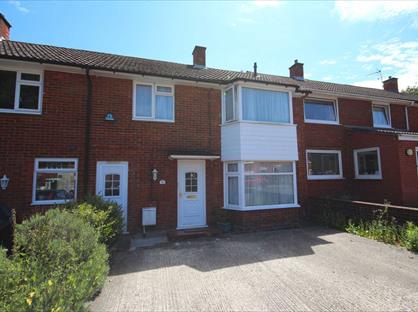 3 Bed Terraced House, Beckford Avenue, RG12