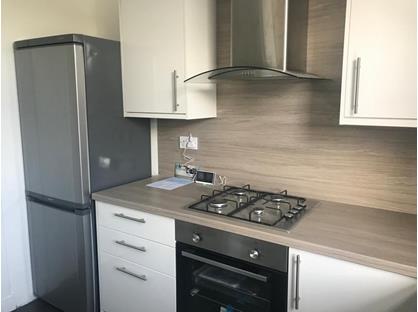 2 Bed Flat, Valleyfield Place, FK7