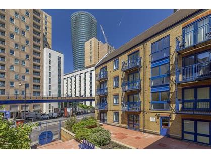 Room in a Shared House, Peninsula Court, E14