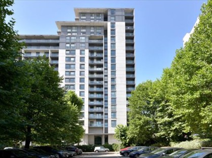 Room in a Shared Flat, Centenary Plaza, B1