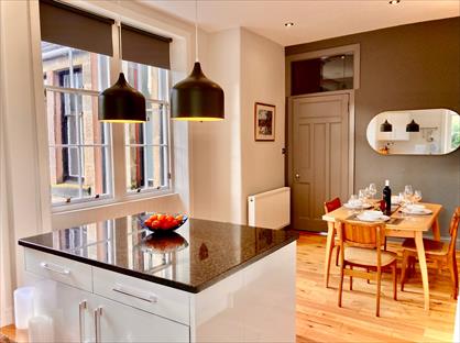 2 Bed Flat, Marlborough Avenue, G11