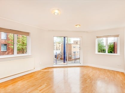 2 Bed Flat, Margery Street, WC1X