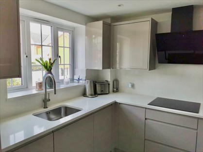 2 Bed End Terrace, Collier Close, E6