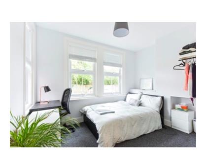 Room in a Shared House, Green Hedges Avenue, RH19