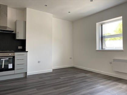 2 Bed Flat, Reddish Lane, M18