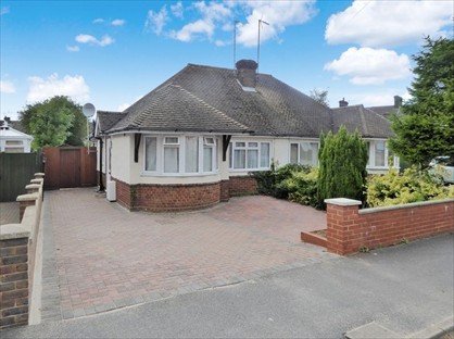 2 Bed Bungalow, West Parade, LU6