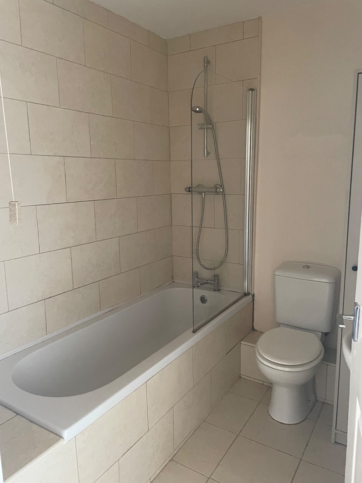 Additional image 9 of 2 Bed Flat, Griffiths Road, S35, N1 7GU