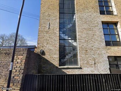 2 Bed Flat, Old Road, SE13