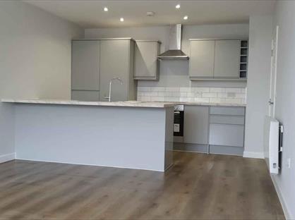 3 Bed Flat, Pear Tree Avenue, BS41