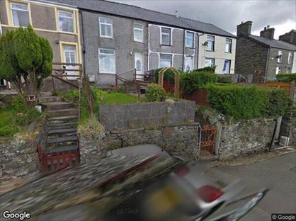 3 Bed Terraced House, Summerhill, LL41