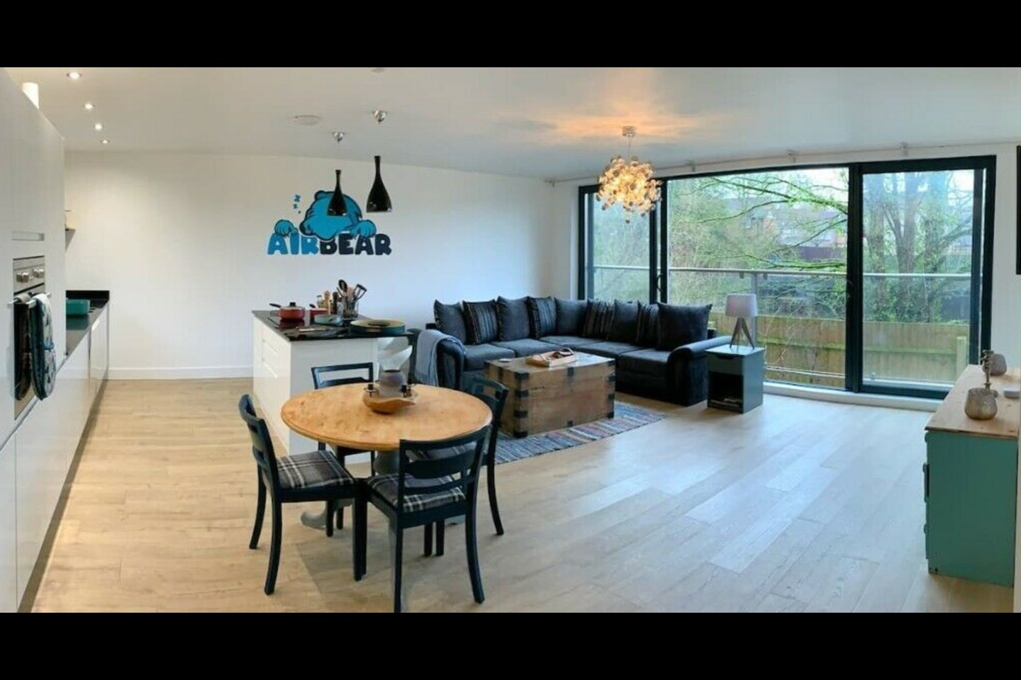 2 Bed Terraced House, Riverside Place, BS5 photo 2