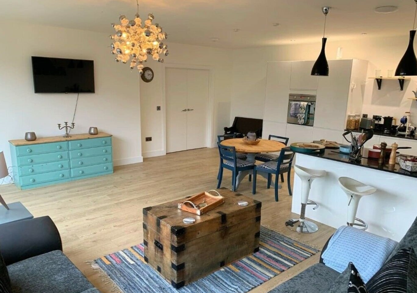 2 Bed Terraced House, Riverside Place, BS5